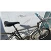 Image 5 : GREY CONCORDE BIKE
