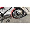 Image 3 : BLACK/RED BMX BIKE