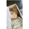 Image 8 : 5 VINTAGE COLLECTOR DOLLS