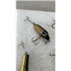Image 8 : COLLECTION OF 8 VINTAGE FISHING LURES