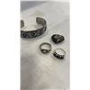 Image 2 : 925 HEART PENDENT, 2 RINGS AND BANGLE SIGNED PEARLENE SPENCER