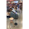 Image 1 : PINE SWIVEL ADJUSTABLE STOOL AND FLOOR LAMP