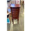 Image 1 : STANDING JEWELRY BOX