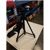 Image 2 : INSIGNIA LIGHTWEIGHT 58 INCH TRIPOD