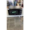 Image 1 : BLACK SAMSUNG MICROWAVE - WORKING, SLIGHT HUM ON STARTUP