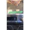 Image 7 : SAMSUNG BLACK AND STAINLESS RANGE - WORKING, DISPLAY FLICKERS