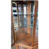 Image 2 : BUHLER FURNITURE GLASS DOOR CORNER CURIO CABINET