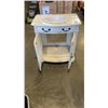 Image 2 : STONE TOP VANITY SINK