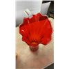 Image 3 : 2 RED AND YELLOW ART GLASS VASES - 16 AND 20 INCHES TALL