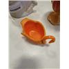Image 3 : ORANGE AND WHITE ART GLASS SWAN DISH, LADY FIGURE AND LIDDED PEDESTAL DISH