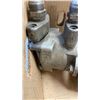 Image 3 : MARINE HYDRAULIC PUMP AND BOX OF MANUAL SUMP PUMPS