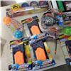 Image 2 : FLY WHEELS STUNT SET WITH SPLAT BALLS, NERF ACCESSORIES AND MORE