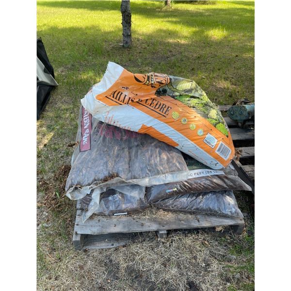 WOOD MULCH, LOT