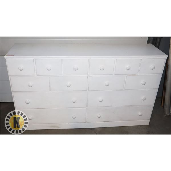 WHITE WOODEN ESTATE DRESSER