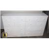 Image 1 : WHITE WOODEN ESTATE DRESSER