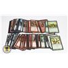 Image 1 : 22)  LOT OF 100 MAGIC THE GATHERING GAME CARDS.