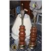 Image 1 : LOT OF TWO MATCHING LAMPS
