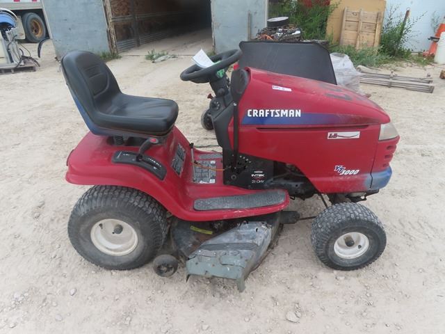 Craftsman YT 3000 21 HP Riding Mower 42