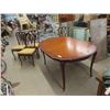 Image 1 : Dining Room Table & 4 Chairs