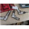 Image 2 : B+D Router, Milwaukee 12 V Drill & 3 Air Tools : 2 Drills & Chisel