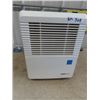 Image 1 : Uberhaus Dehumidifier