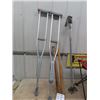 Image 2 : Aluminum Crutches, Folding Stool, Baseball Bat