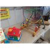 Image 3 : Fisher Price Pop Car, Tuneville Train, House, Bead Maze