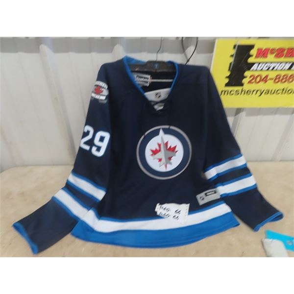 WPG Jets Jersey Ladies Sz LG