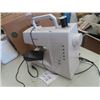 Image 2 : Singer 7442 Sewing Machine