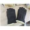 Image 2 : 18 New Pairs of Winter Gloves