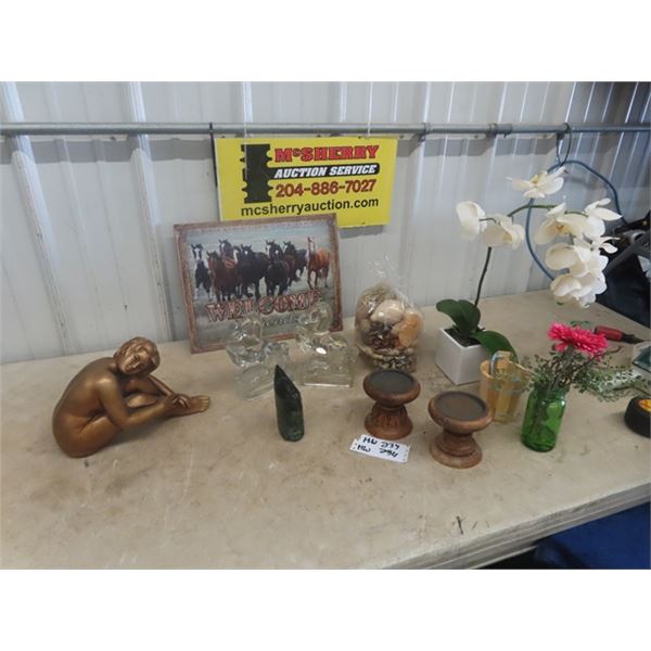 Horse Ornament/Book Ends, Chalkware Girl, Flower Vases , Decor