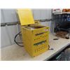 Image 1 : Propane Cooker in Case