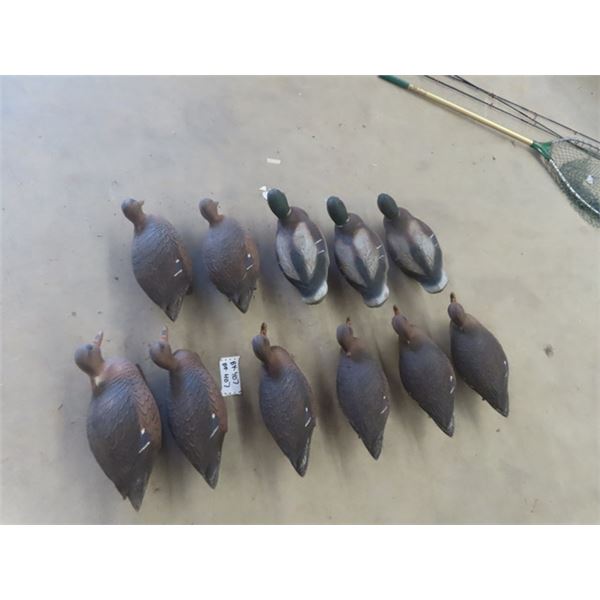 11 Floating Duck Decoys