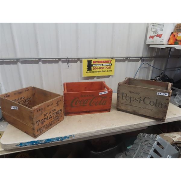 3 Wooden Crates : Coca-Cola , Pepsi , Tomatoes