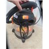 Image 2 : Kubota Shop Vac