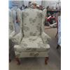 Image 2 : 2 Matching Wing Back Chairs