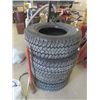 Image 1 : 4 Goodyear LT 265 / 75 R 16