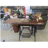 Image 1 : Singer Treadle Sewing Machine