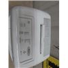 Image 2 : Whirlpool Dehumidifier Gold