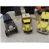 Image 3 : 6 Vintage Coin Banks, 3 Cast Cars, Bank, Mickey Mouse Safe, Imperial Home Hardware