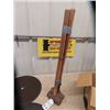 Image 2 : 2 Sledge Hammers & Cutting Discs