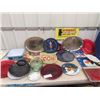 Image 1 : 25+ Glass + Plastic Platters