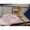 Image 1 : 2 Flour Bags, Old Framed Photo, Baking Pan, Cake Topping Displays