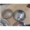 Image 2 : 5 Hubcaps - 1950's : Ford Deluxe, Plymouth plus others