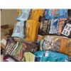 Image 3 : 12 Bags : 4 Cat Food 3lbs & 8 Dog Food 4lbs