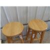 Image 2 : 2 Wooden Bar Stools