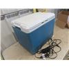 Image 2 : 12 V Picnic Cooler  Hot + Cold