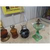 Image 2 : 6 Coal Oil Lamps , 4 Chimneys