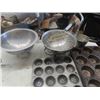 Image 3 : Baking Tins, Enamelware, Kitchen Utensils