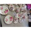 Image 2 : 55 Pieces of Royal Albert American Beauty